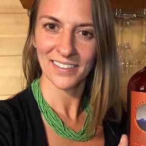 Meet your Posher, Elaine